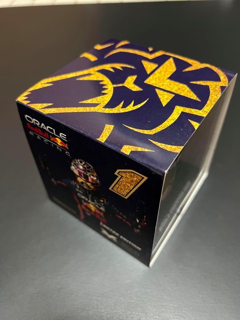 マックスフェルスタッペン2023 1/4ヘルメット マックス